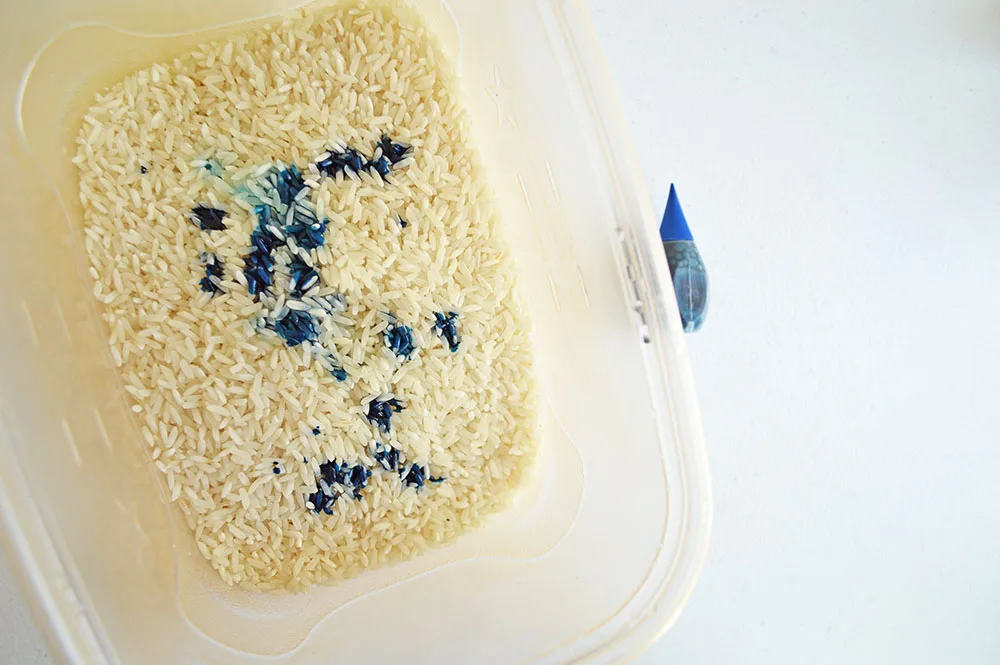 blue food coloring in rice