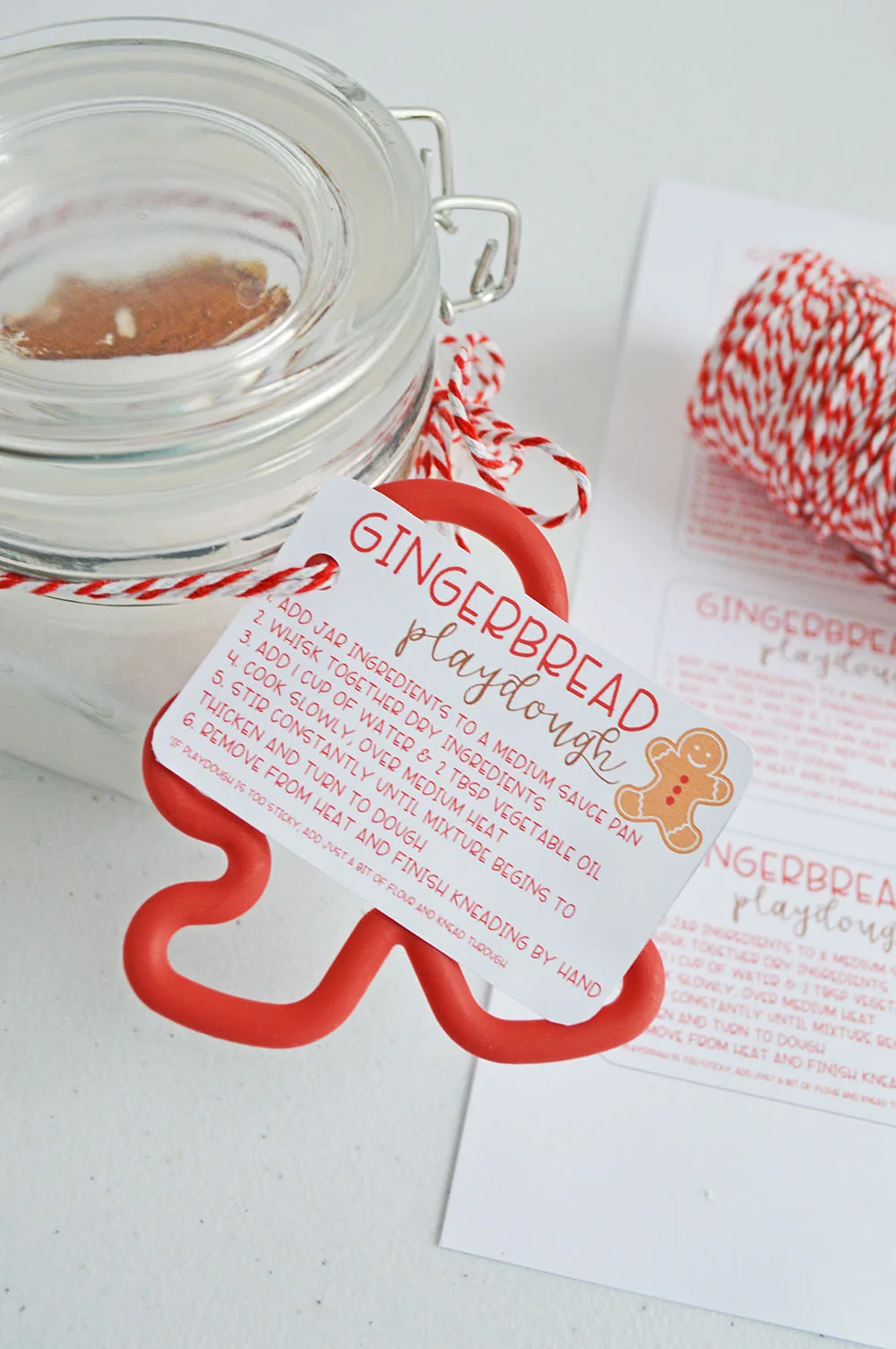 Gingerbread Playdough Gift in a Jar | Playdough Gift Tags