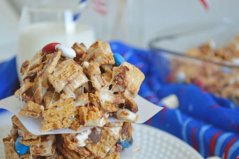 Patriotic Golden Graham Marshmallow Treats