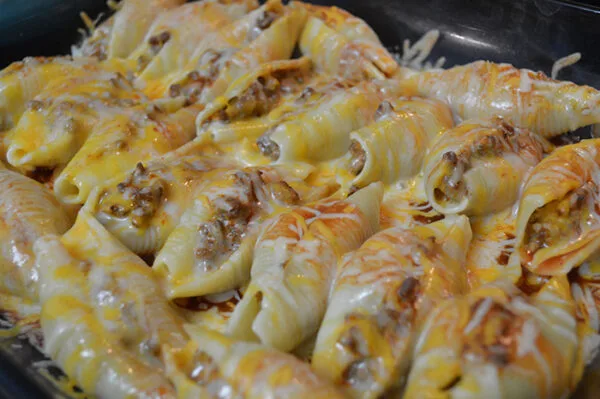 Yummy Mexican Stuffed Shells + My After Dinner Clean Kitchen Routine