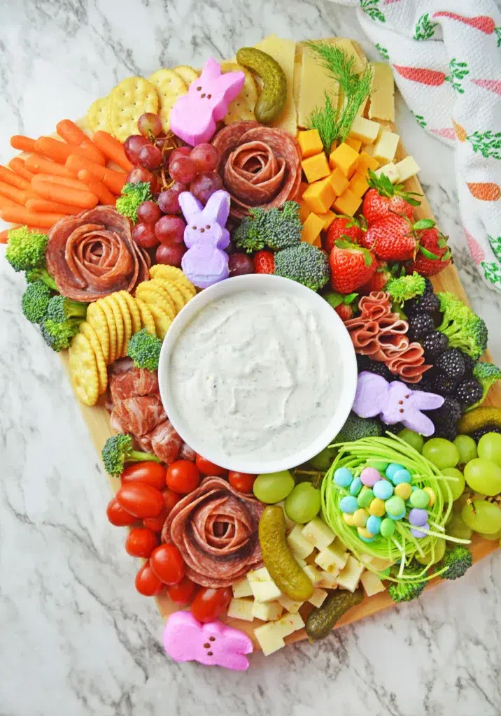 Easy Easter Charcuterie Board